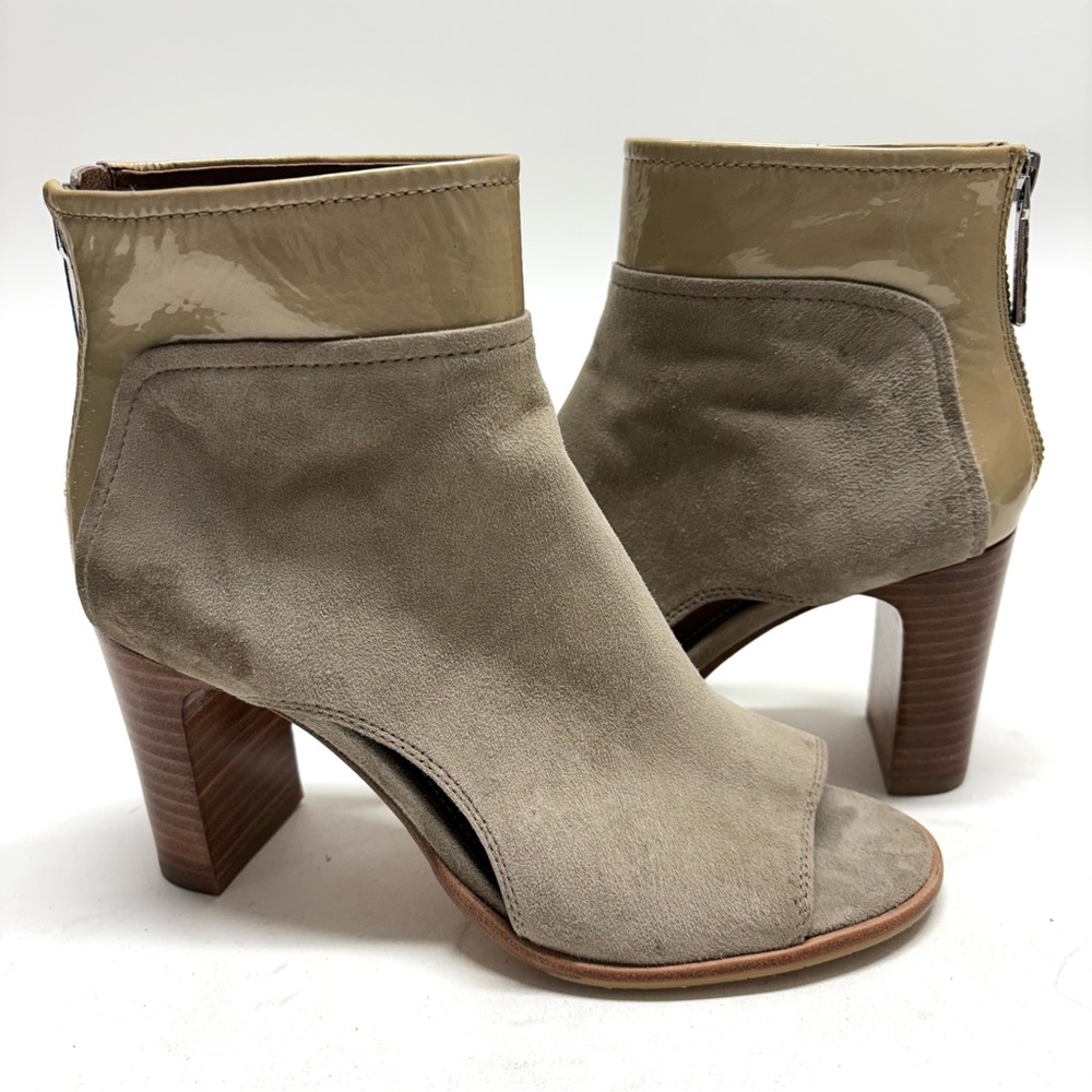 Donald J Pliner Suede Open Toe Heeled Ankle Boot Shoes Back Zip Beige Tan Size 6 - Picture 15 of 16